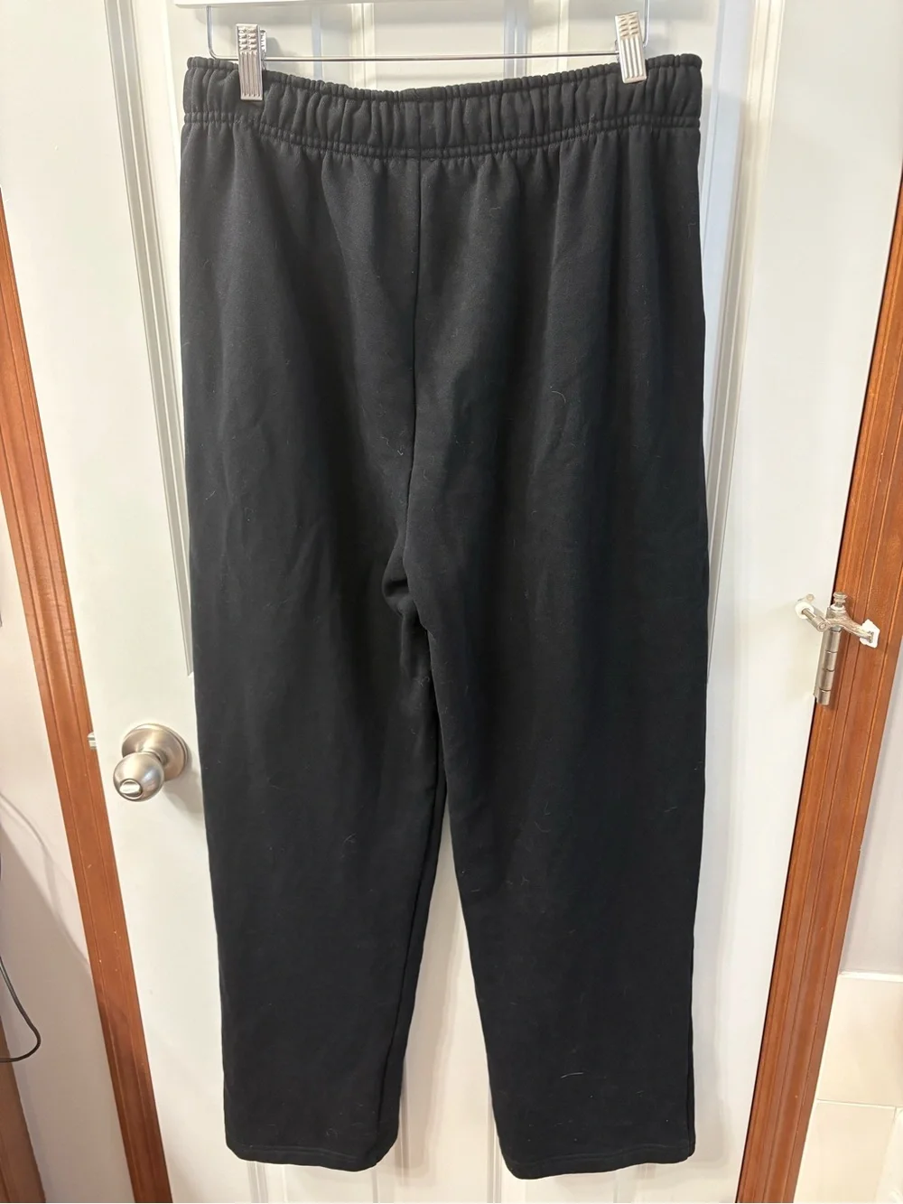 ALO Accolade Straight Leg sweatpants